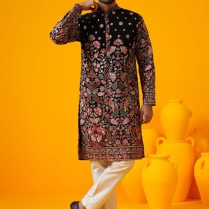 Floral Embroidered Sequinned Mandarin Collar Straight Georgette Kurta